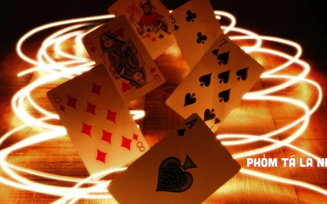 Phỏm Tá Lả – Trải Nghiệm Game Bài Trí Tuệ Cùng New88