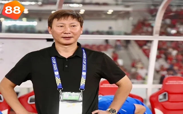 HLV Kim Sang-Sik Và Hành Trình Đầy Cảm Xúc Ở Chung Kết SEA Games 33